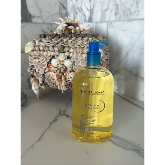 Bioderma Cleansing Oil 33.5 oz - Picture 2 of 4